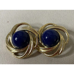 Trifari Blue Cabochon‎ Gold Tone Bezel Signed Clip On Earrings Statement Vintage